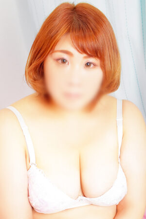 みうな　業界未経験☆全身敏感な潮吹きお姉さま