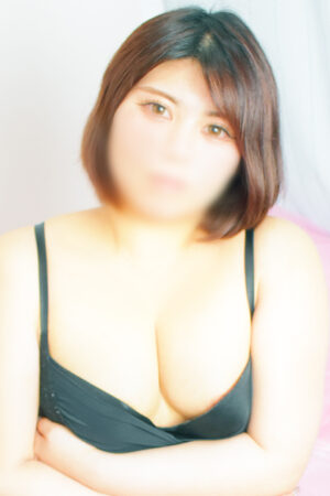 りょう　好奇心旺盛☆エロ可愛いパイパン娘