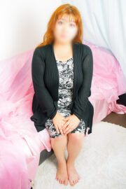 かほ　M度200％☆おっとり爆乳お姉さま♪