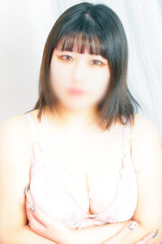 みなと 美爆乳は若さたっぷり!揉み心地最高♪